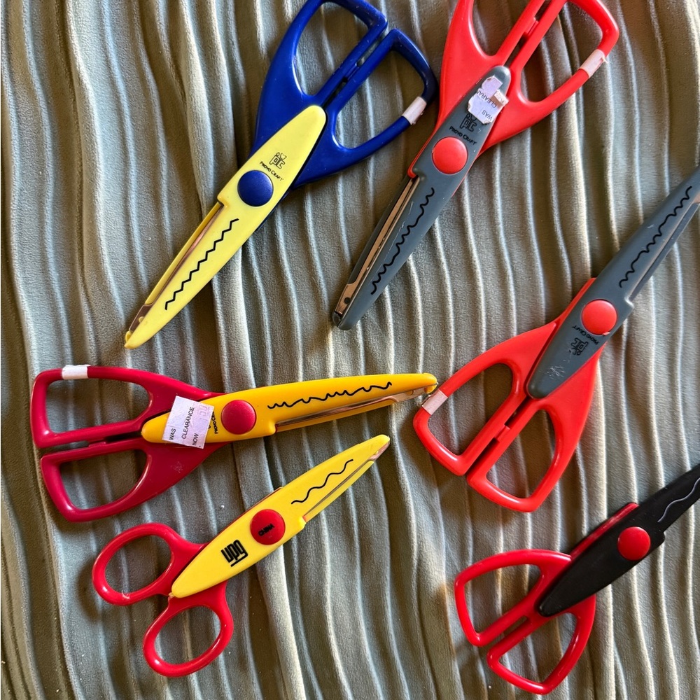 Colorful Craft Scissors Set multiple cuts - Picture 5 of 5